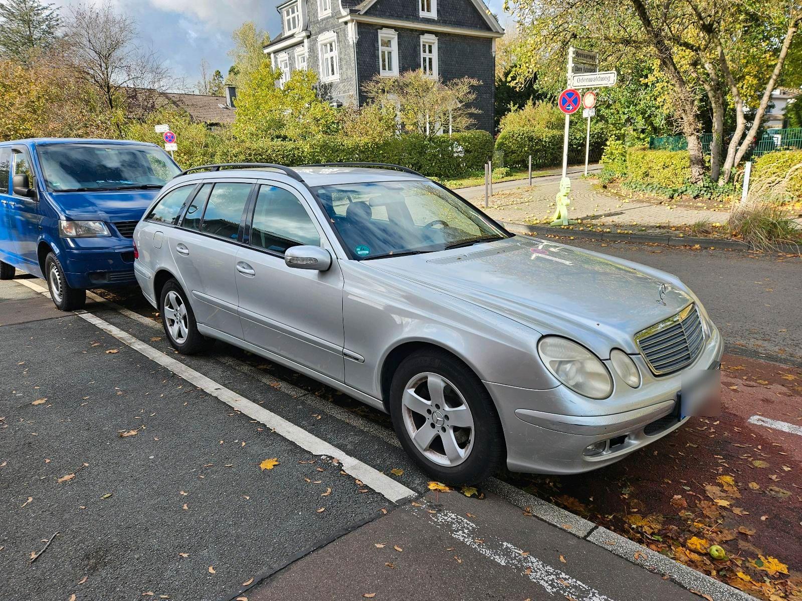 Mercedes-Benz E220 2005 — photo 7