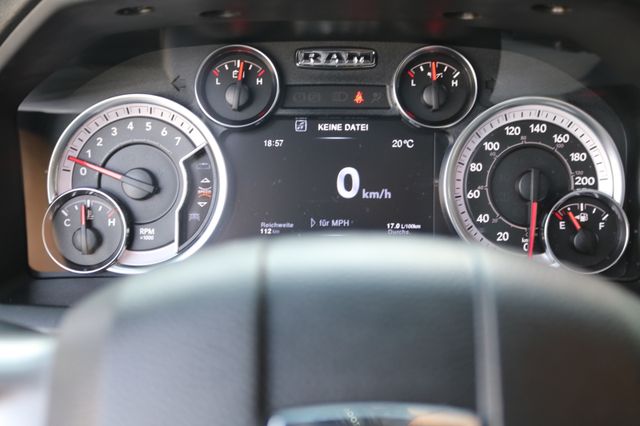 RAM 1500 5.7 V8 Crew Cab Black/PANO/KAMERA/NAVI – Vorschau 40