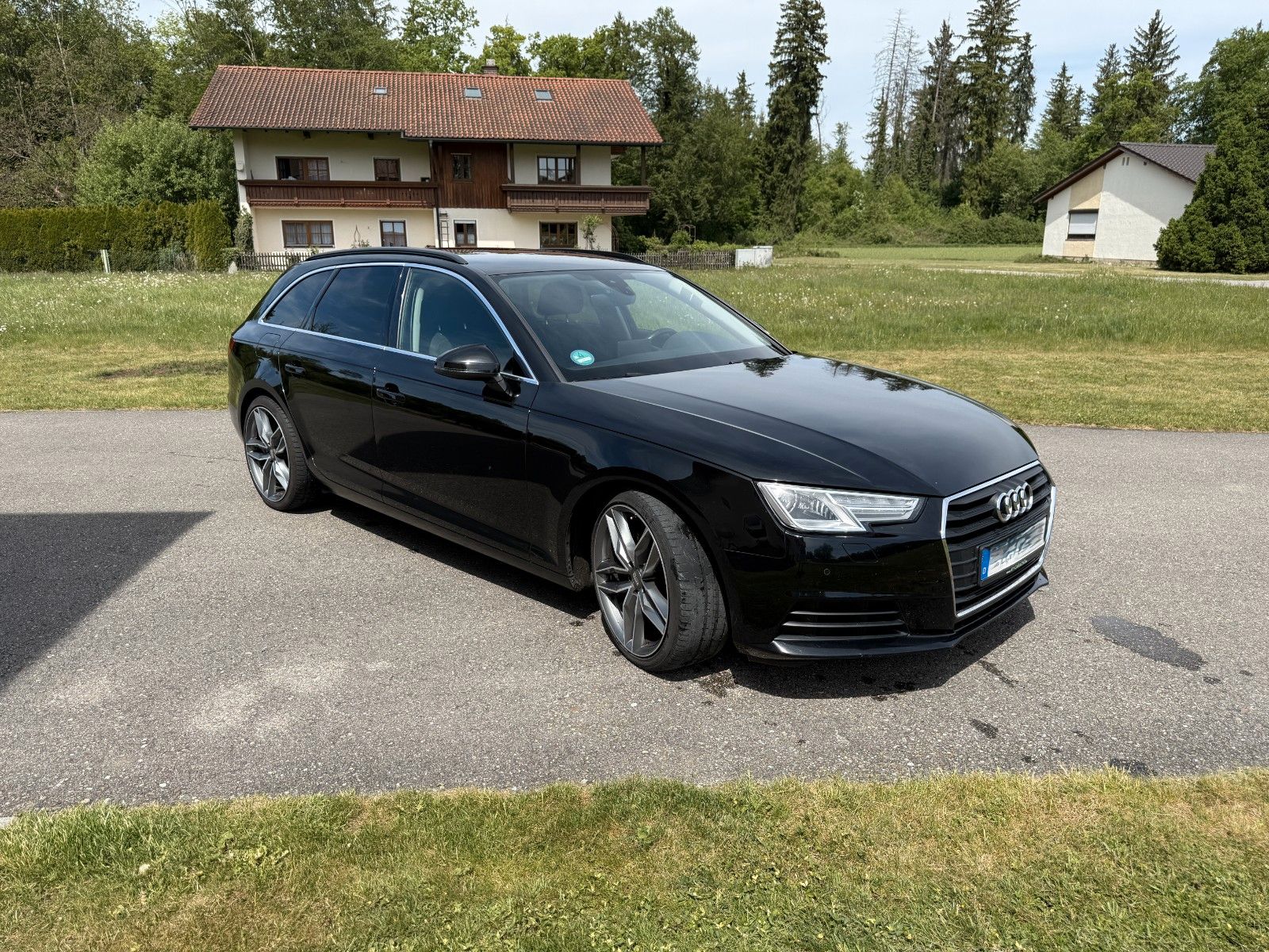 AUDI A4 Avant 2.0 TDI S tronic | TÜV 07/27 | Sch