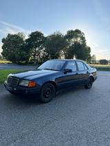 Mercedes-Benz C 180 - Mercedes-Benz Oldtimer: 180