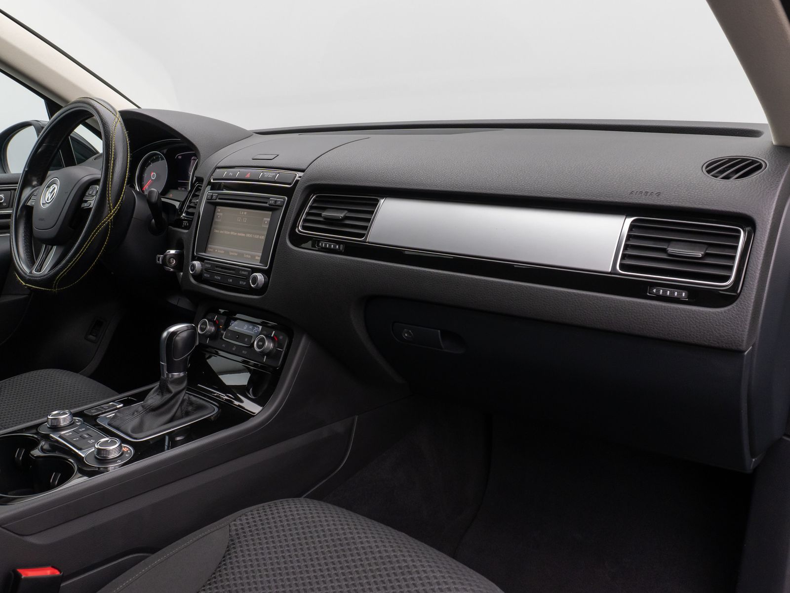 Fahrzeugabbildung Volkswagen Touareg 3.0 TDI V6 Terrain Tech 4Mot PDC BiXenon