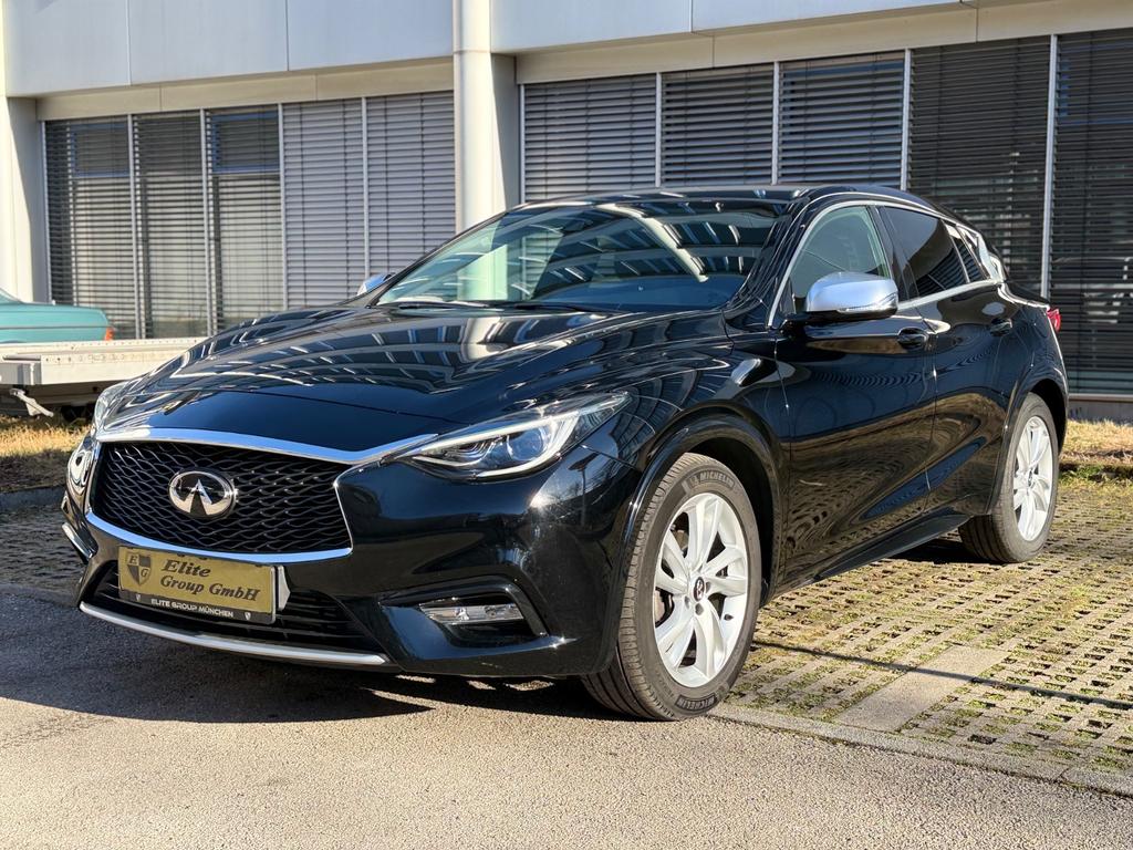 Infiniti Q30 1.5 d Premium*Automatik*Leder*Bi-Xenon*Navi*