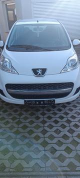 Peugeot 107   TÜV neu 