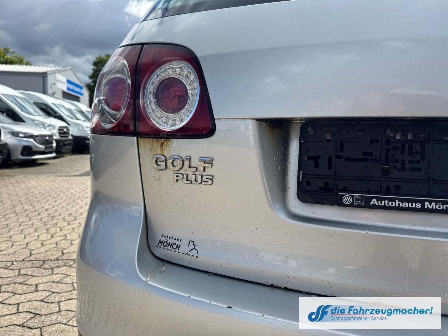 Fahrzeugabbildung Volkswagen Golf Plus VI Trendline Dyn. Kurvenlicht *EXPORT
