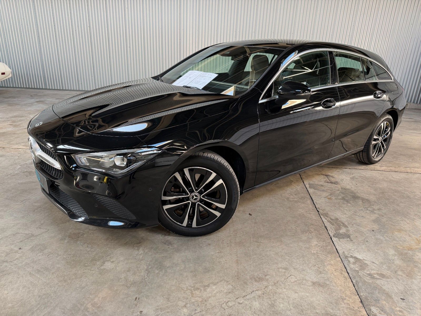 MERCEDES-BENZ CLA 250 Shooting Brake Pano *€ 20.500 NETTO*