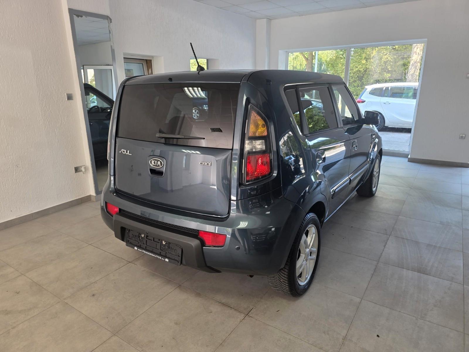 Kia Soul 2009 — photo 7