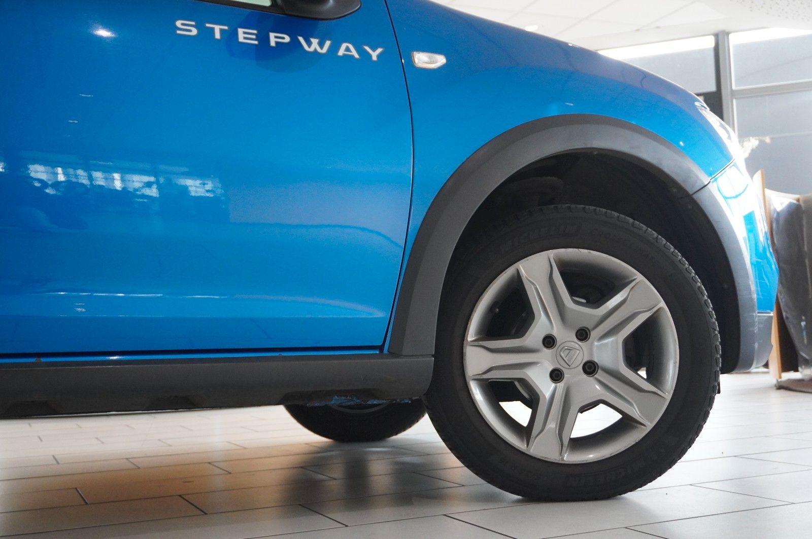 Fahrzeugabbildung Dacia Sandero II Stepway 0.9 TCE PRESTIGE NAVI/LED/SHZ