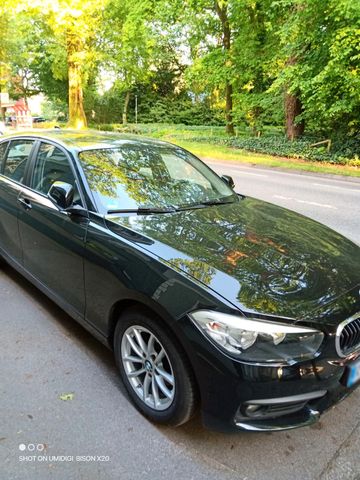 BMW BMW 118i Avangarde  " Top "