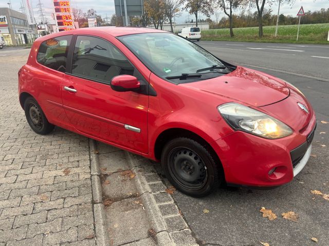 Renault Clio III Dynamique NAVI 2 HAND