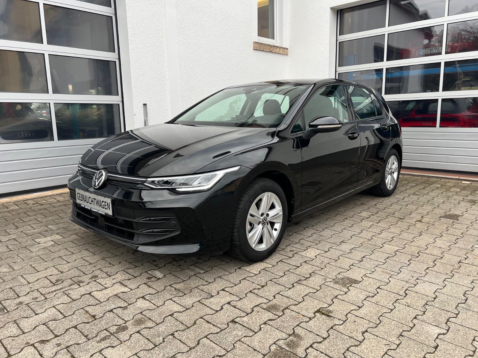 Volkswagen Golf VIII 1.5 TSI Life *Lenkradheizung*AHZV*