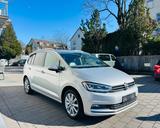 Volkswagen Touran Highline *DSG, LED, ACC, beheizb.Fronts* - gebrauchte Vans in Bielefeld