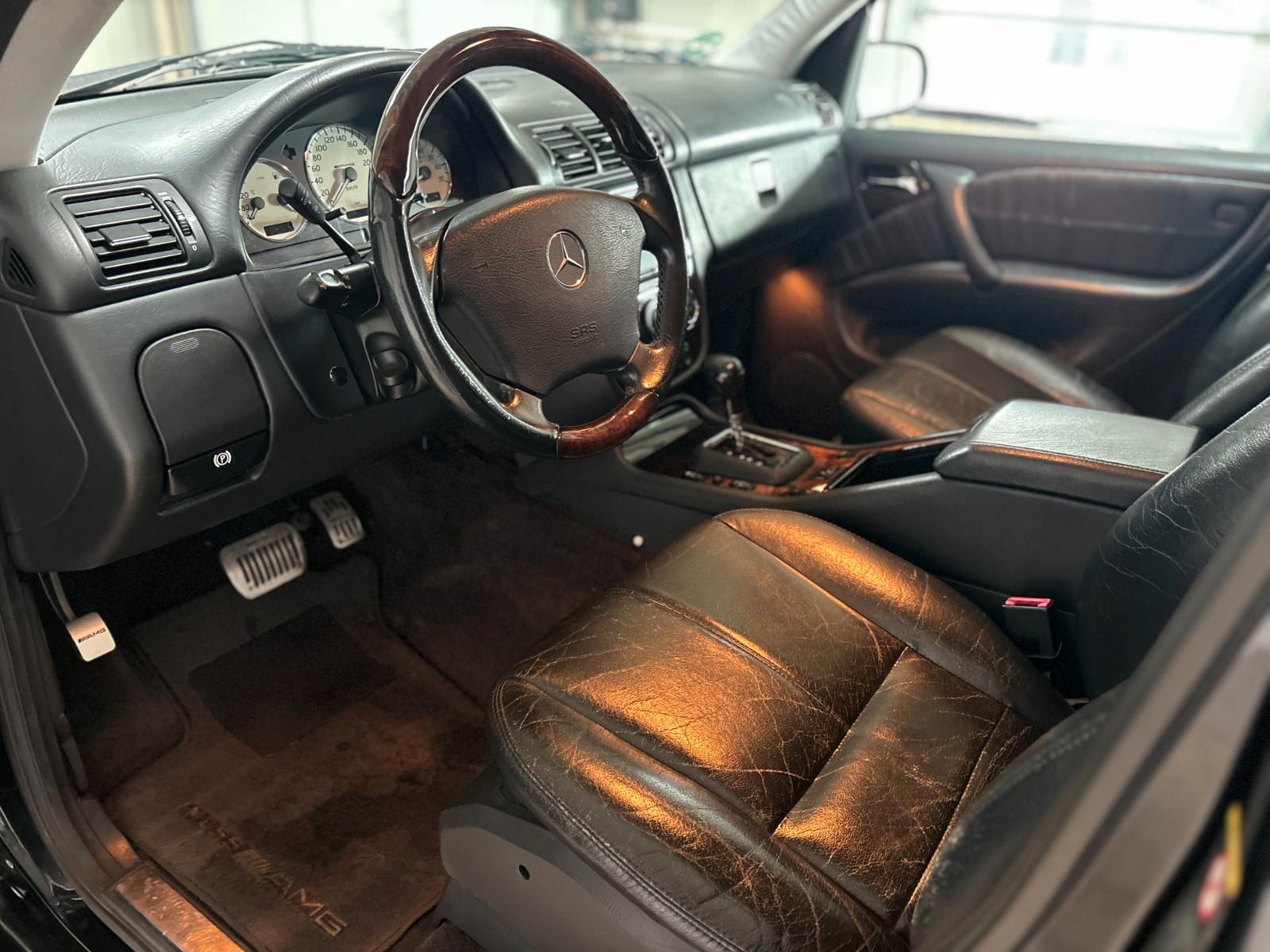 Mercedes-Benz ML 55 AMG V8 SHZ NAVI SCHIEBEDACH BOSE