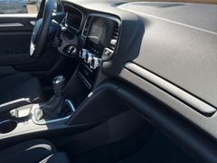 RENAULT Megane IV Grandtour Business Edition RENAULT Megane IV Grandtour Business Edition