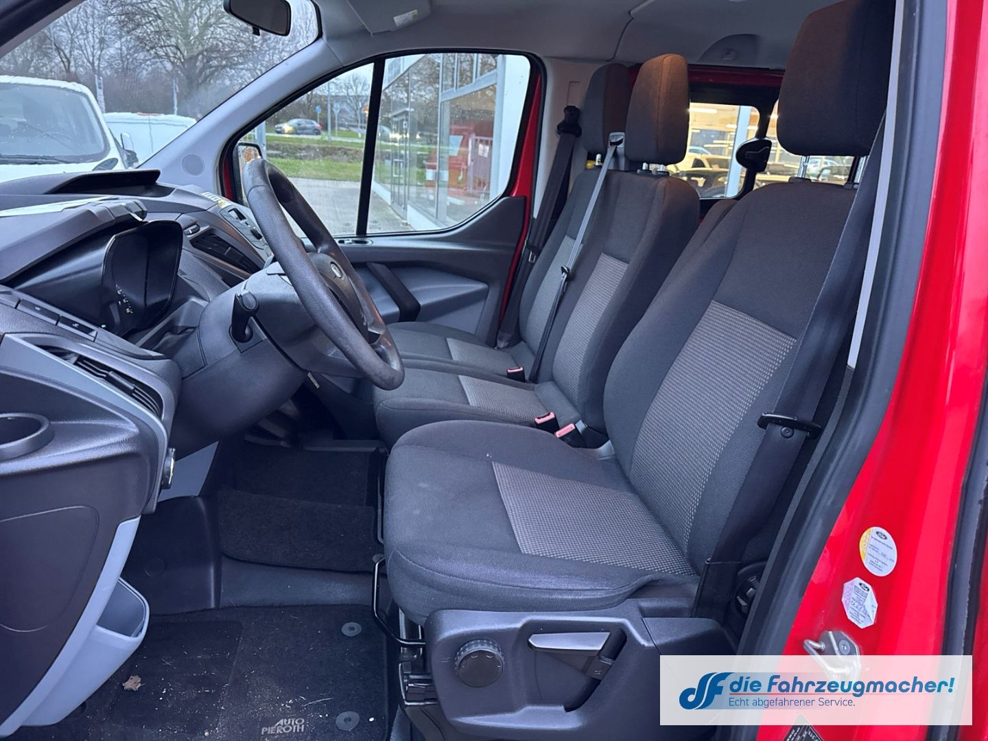 Fahrzeugabbildung Ford Transit Custom Tourneo 300 L1 *1977