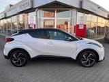 Toyota C-HR 2.0 Hybrid Style Selection - Toyota C-HR: Style