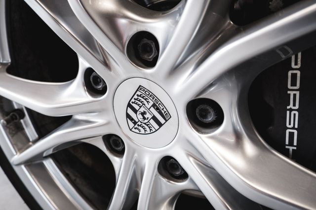 Fahrzeugabbildung Porsche 911/991.2 Targa 4 Sportabgas/SH/20 Zoll