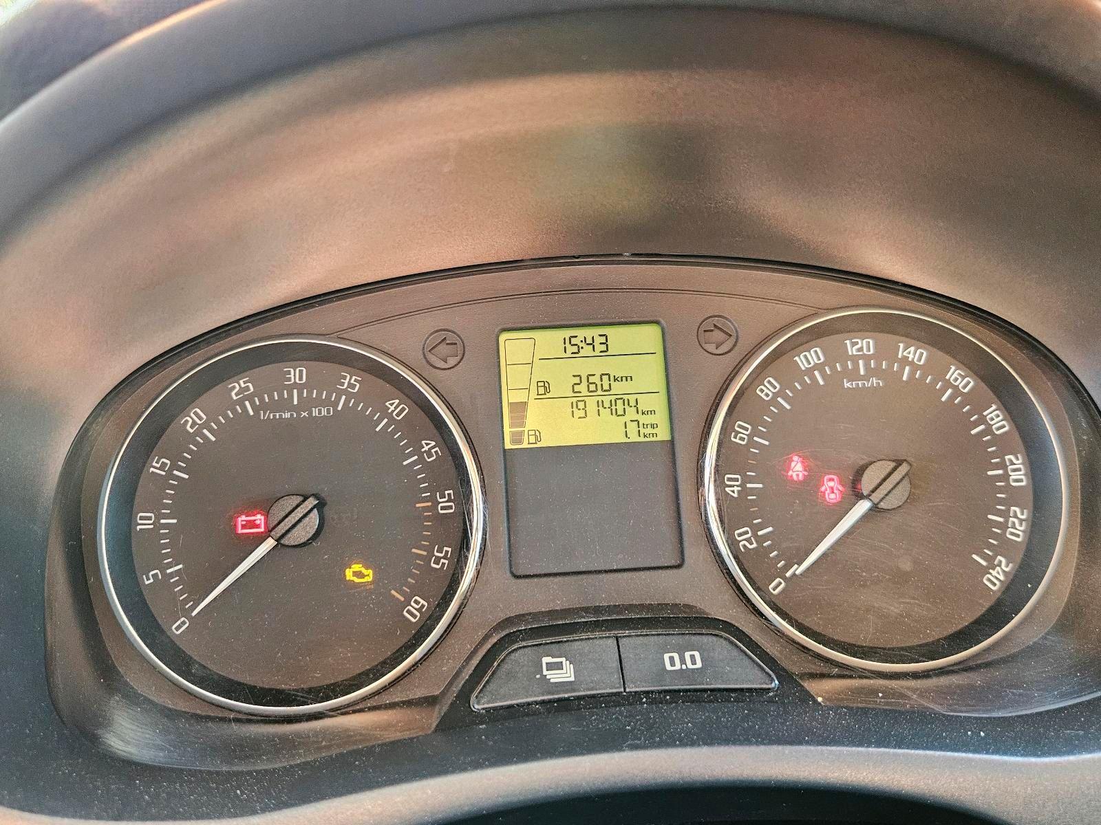 Skoda Roomster 2013 — photo 5