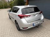 Toyota Auris Edition-S+ 1,6-l-D-4D S/S Edition-S+ - Toyota Auris mit Diesel-Antrieb