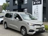 Toyota Proace City Verso 1.2Turbo L2Aut TeamDeutschland - Toyota: 7 Sitzer