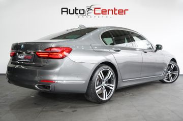 BMW 750 - 5