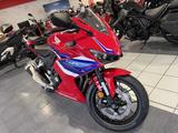 Honda CBR 500 R Grand Prix Red - Vorführer - - Honda Motorräder in Freiburg
