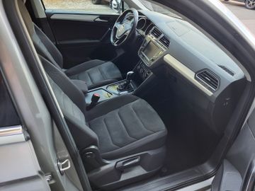 Volkswagen Tiguan - 5