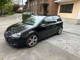 Volkswagen Golf 2.0 T-FSI GTI GTI Pirelli GTI Pirelli - Volkswagen Golf mit Benzin-Antrieb: Pirelli GTI