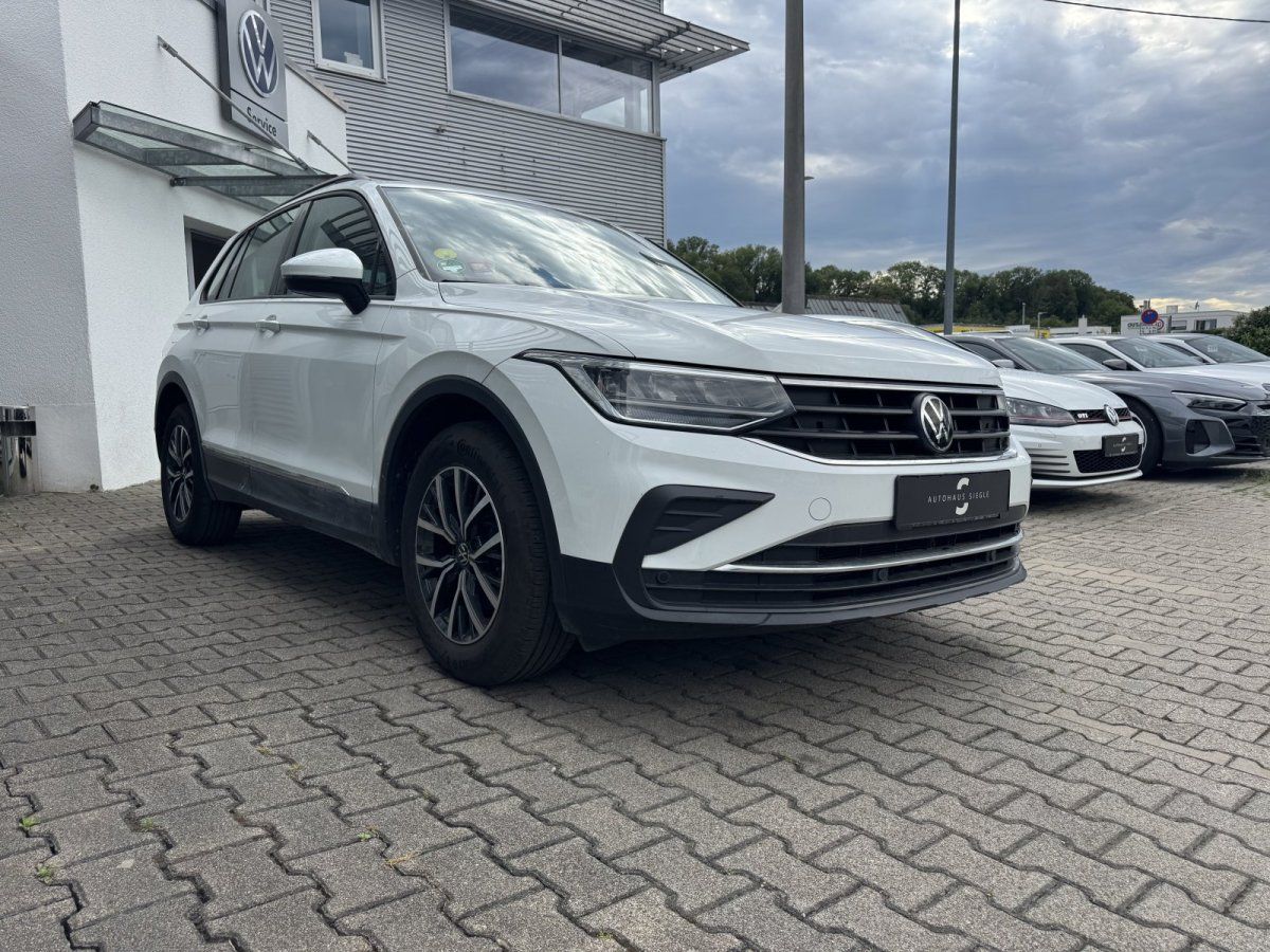 Volkswagen Tiguan 2.0 TDI Life Navi LED ACC Kamera Sitzhe foto 3
