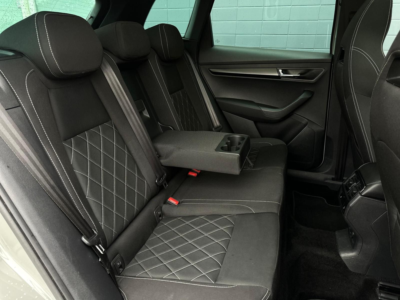 SKODA Karoq 1.5TSI SPORTLINE LED#AHK#PANO#TEMPO#PDC#FH - Image 16