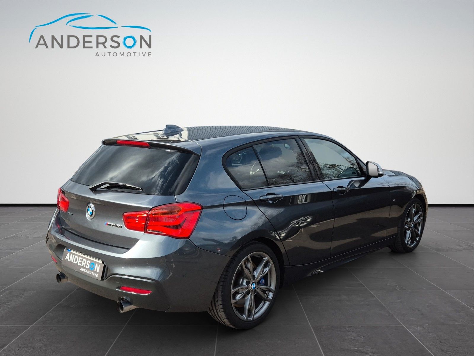 Fahrzeugabbildung BMW M140i XDRIVE LEDER PANO MEMORY H&K KAM 1.HD
