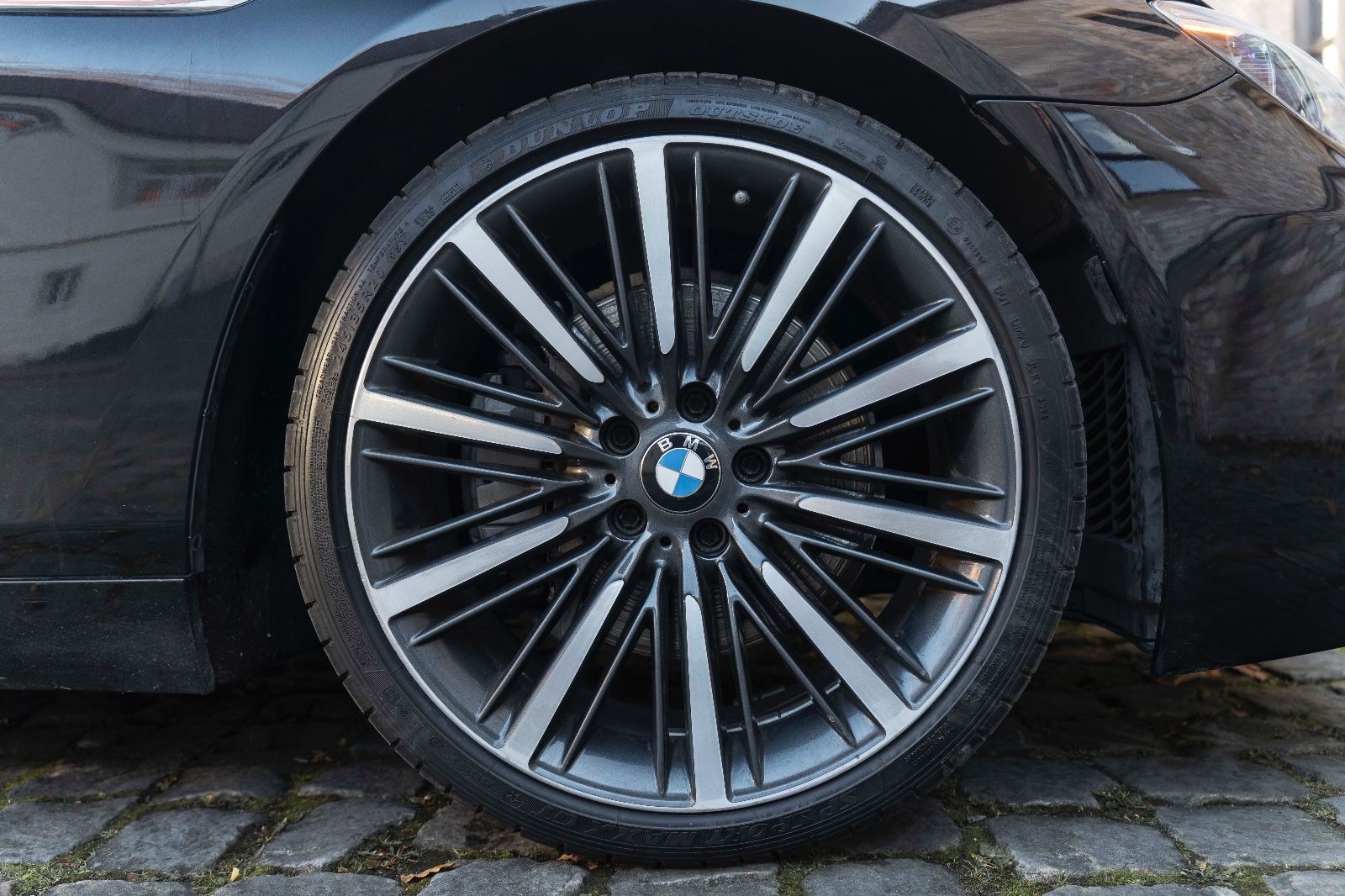 Fahrzeugabbildung BMW 650i xDrive Cabrio H&K LED CARPLAY NAV KAM ACC