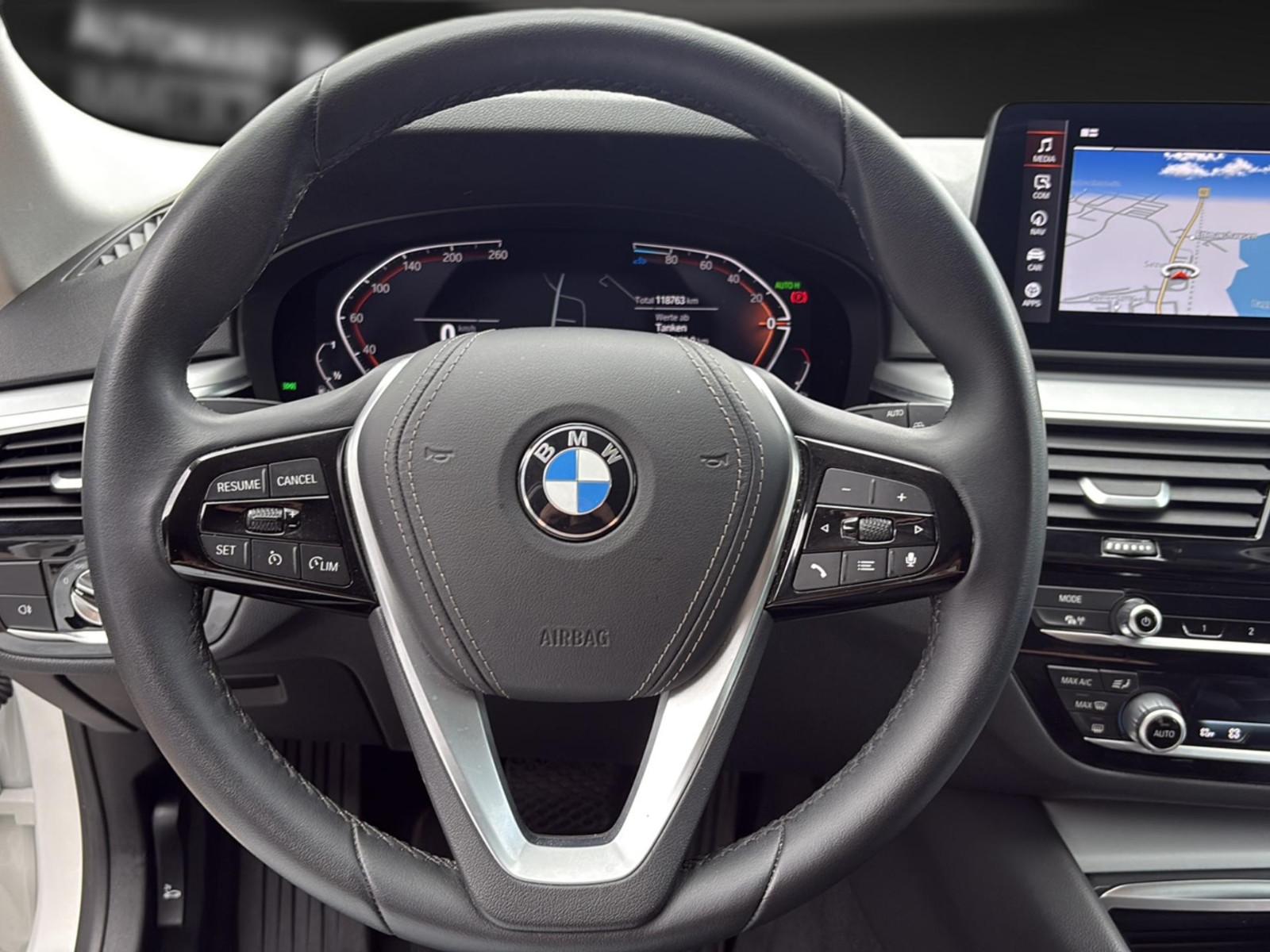 BMW 520 d ALLRAD LEDER*ALARM*Memory*LED*Sportlenkrad, миниатюра 16