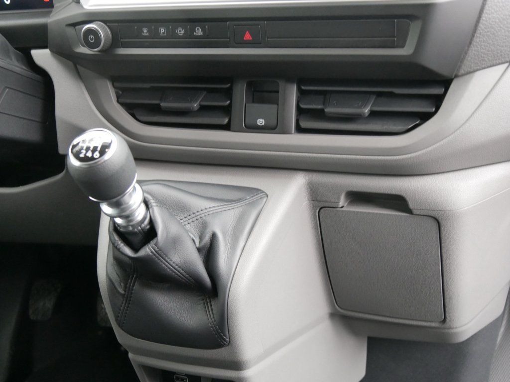 Fahrzeugabbildung Volkswagen New Transporter Kasten 2,0 TDI 81kW 6-Gang Navi