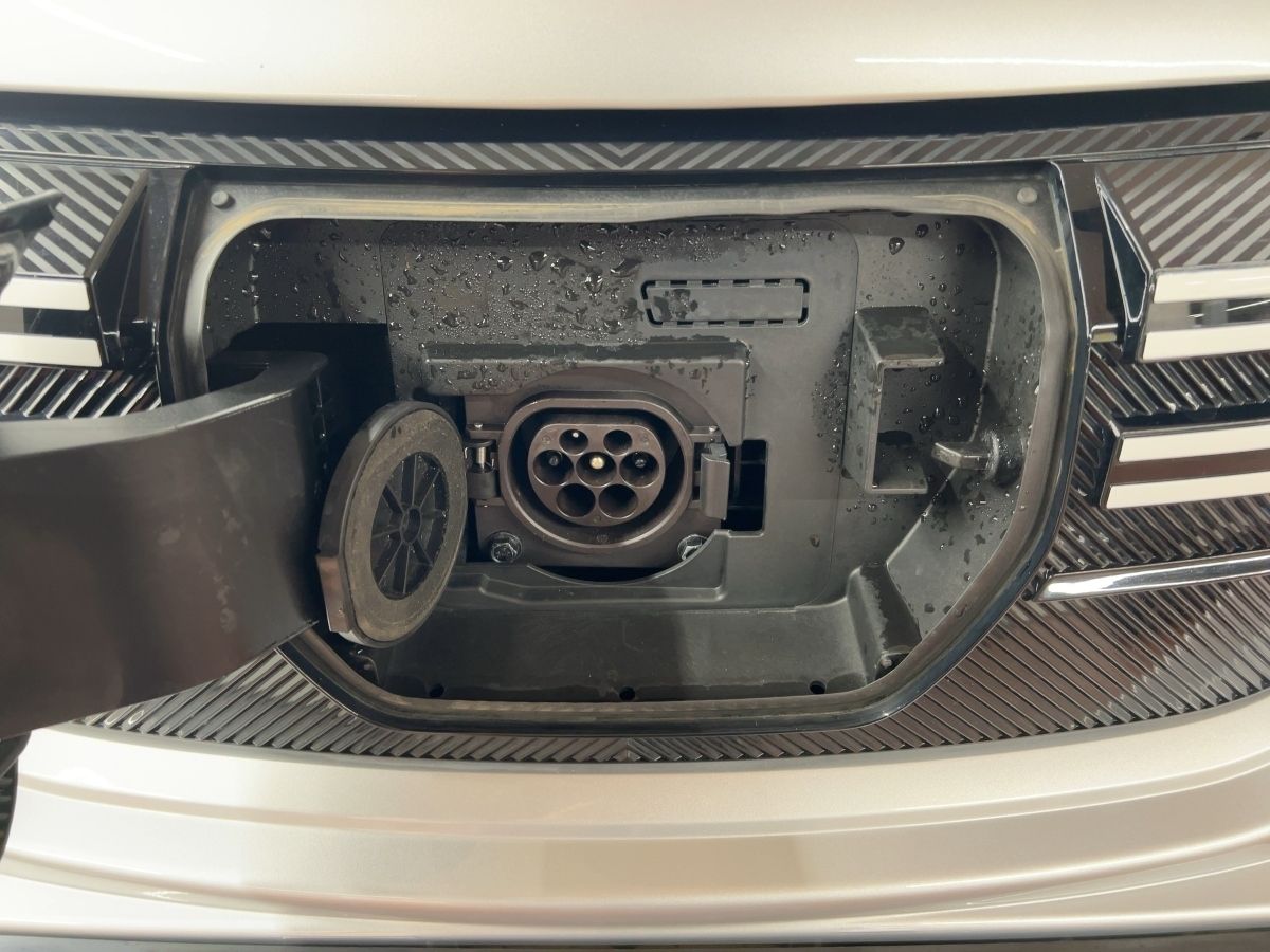 Dacia Spring - Bild 20