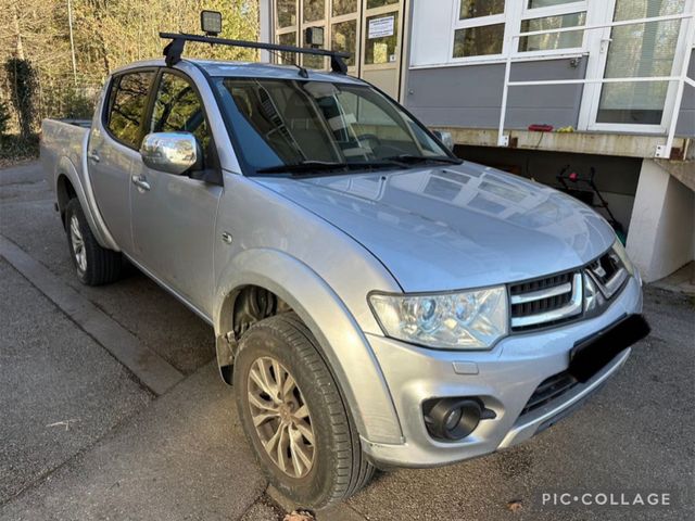 Mitsubishi L200 Plus Doppelkabine 4WD TÜV Klima Euro5 AHK