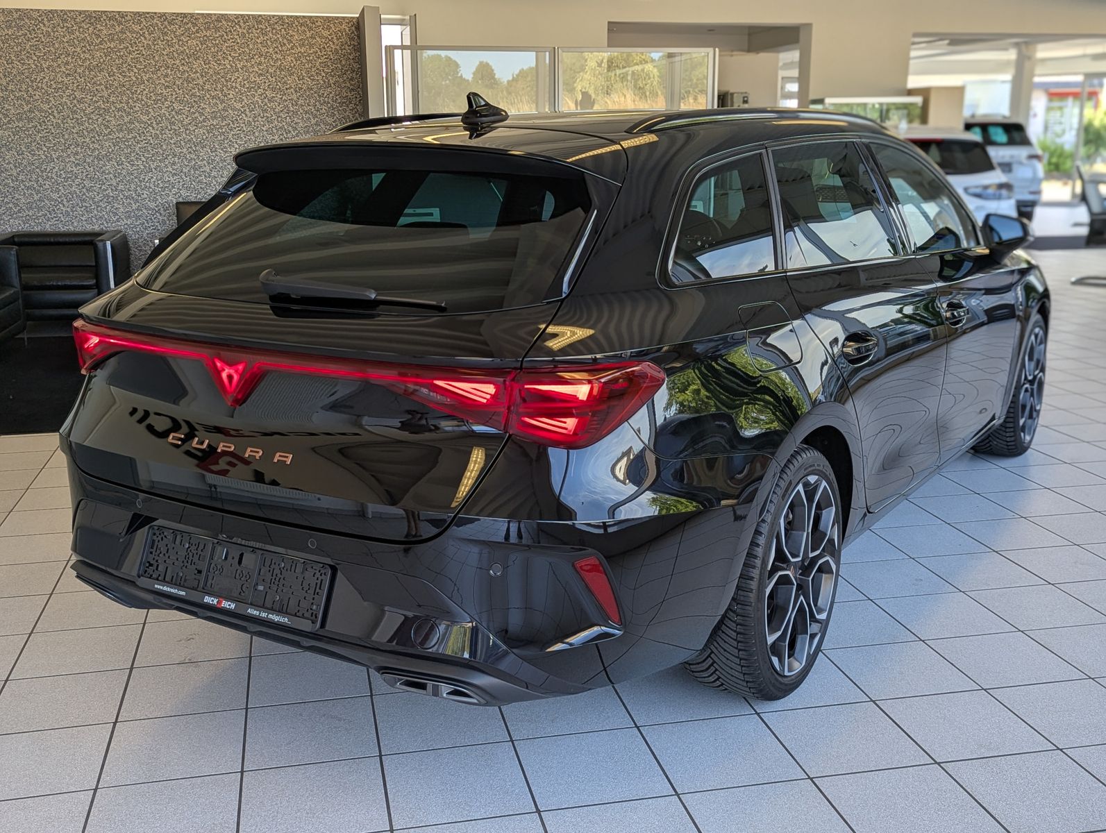 Fahrzeugabbildung CUPRA Leon 2.0 DSG Dynamic/Edge-Paket Navi AHK 5J-Gara
