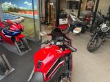 Honda CBR650R mit MIVV Auspuff *Service und TÜV neu* - HONDA CBR