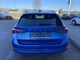 Skoda Octavia Combi 2.0 TDI DSG Ambition SMART-LINK+AH - Skoda: Blau