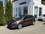 Volkswagen Polo 1.2 TSI DSG MATCH - Volkswagen Polo aus 2012 mit Benzin-Antrieb: Schiebedach, Kleinwagen