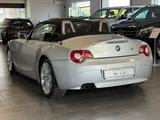 BMW Z4 Roadster 2.2i M Sportfahrwerk/Leder/PDC - BMW Z4 in Düsseldorf