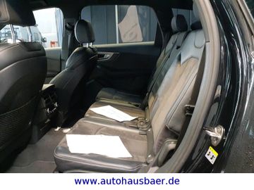 Audi Q7 - 9