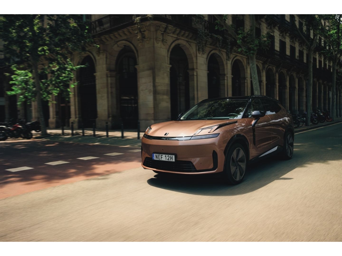 Lynk & Co 08