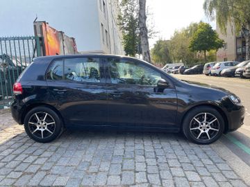 Volkswagen Golf - 5