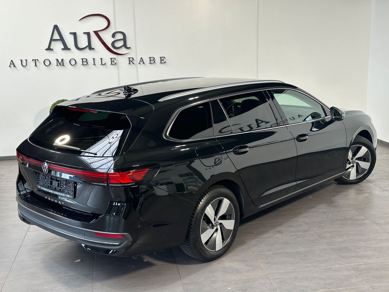 Fahrzeugabbildung Volkswagen Passat Variant 2.0 TDI DSG Business NAV+LED+AHK