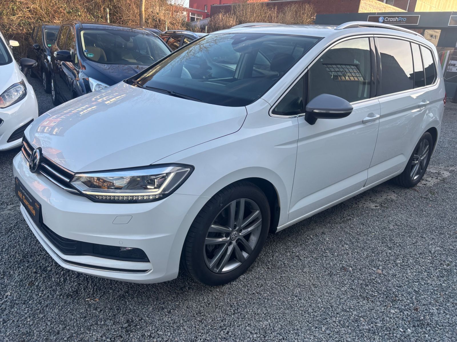 Touran Highline 2.0 TDI SCR*LED*ACC*DSG7*1.HD*S.