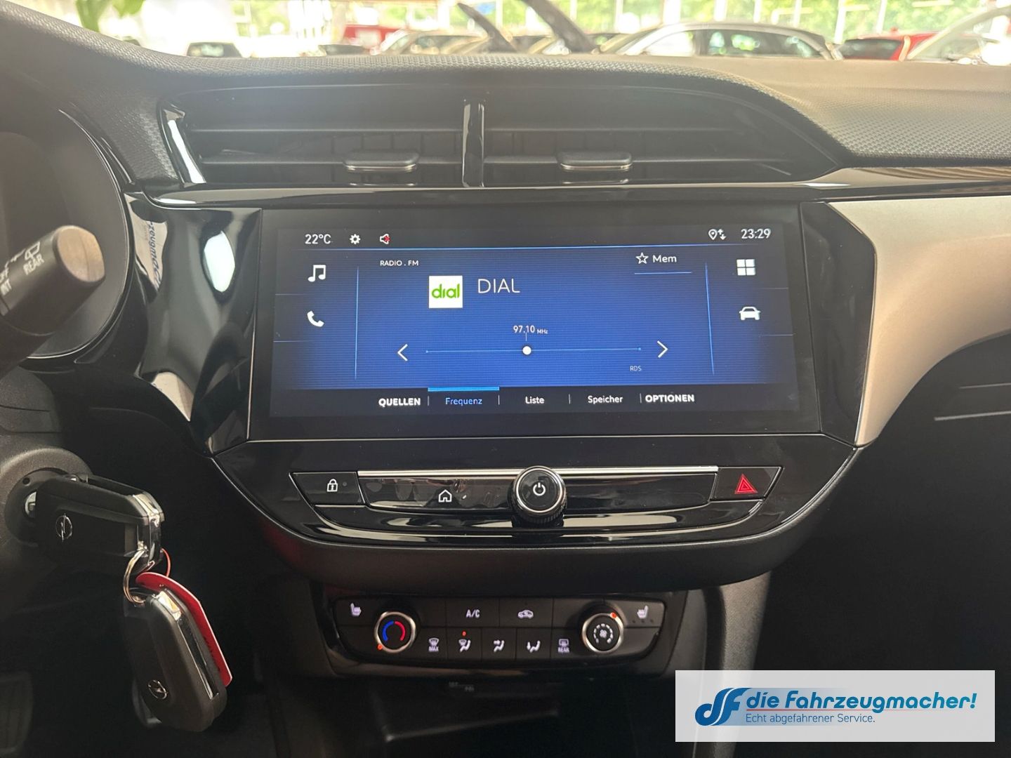 Fahrzeugabbildung Opel Corsa F Sitzhzg, Kamera* LED Apple CarPlay DAB