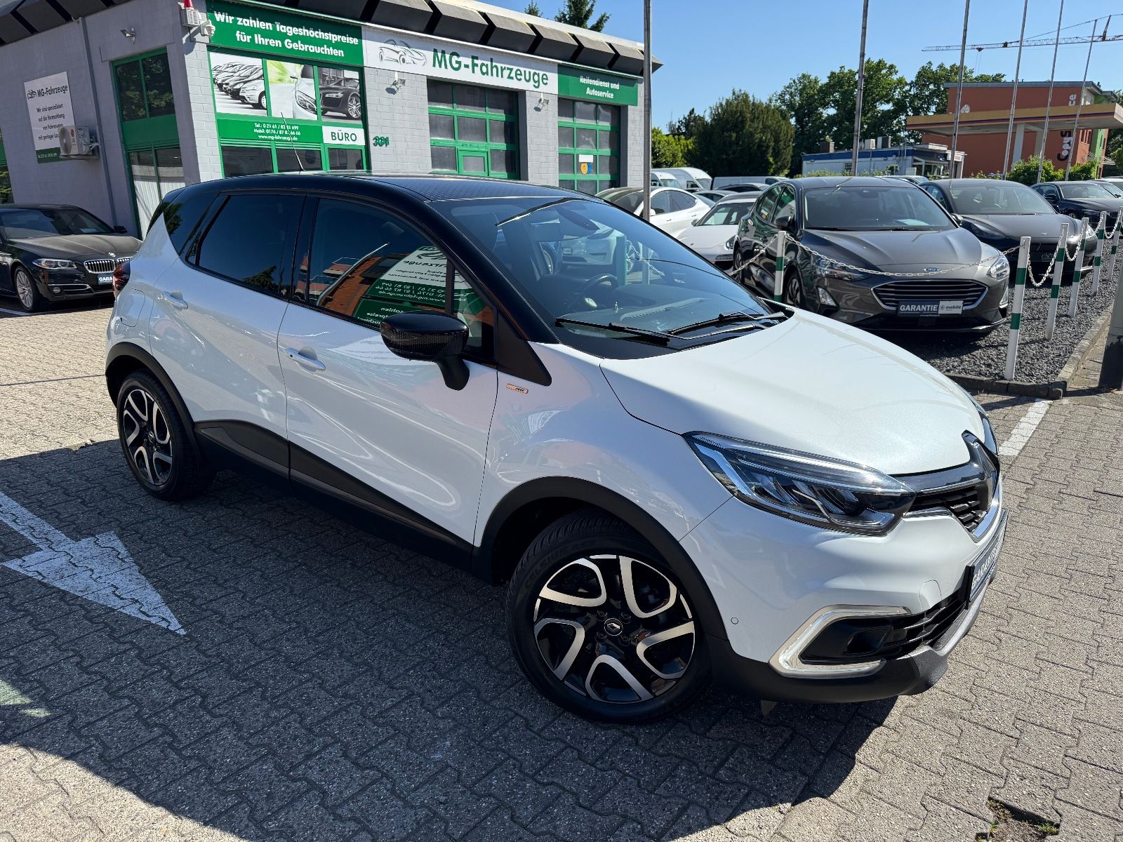 Fahrzeugabbildung Renault Captur BOSE Edition NAVI LED KAMERA AUTOMATIK