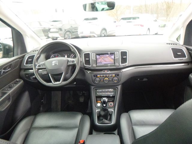 Fahrzeugabbildung Seat Alhambra 2,0 TDI Xcellence >NAV/KAM/Leder/Pano<