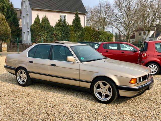 BMW 730 aus 2.Hand, Oldtimer, H Zulassung.TÜV=NEU.