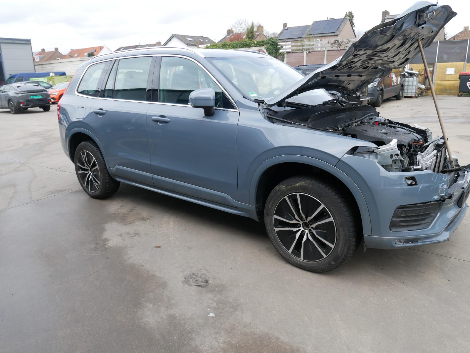 Volvo XC 90 XC90 Momentum Pro AWD